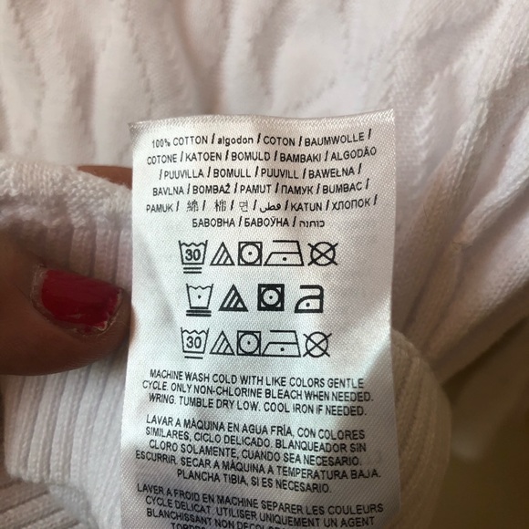 Guess men’s white sweater new - Picture 4 of 8